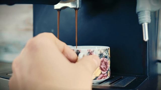 B-Roll coffee смотреть онлайн