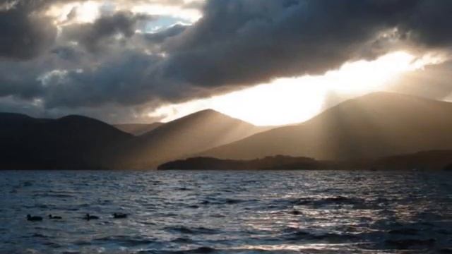 ♫ Scottish Music - Loch Lomond ♫