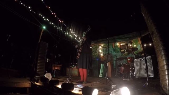 Toxic(Britney Spears)- Indee Killed The Popstar cover смотреть онлайн