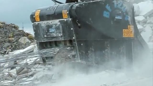 Econ Machinery Ltd Crushing Power Pole смотреть онлайн