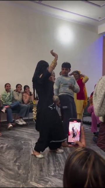 Family Dance Competition Between Young Girls And Boy's смотреть онлайн