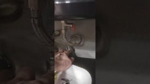 Вывод дренажа бойлера в систему канализации.