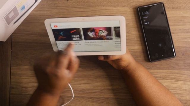 How to Setup Google Nest Hub and Control It From Your Phone смотреть онлайн