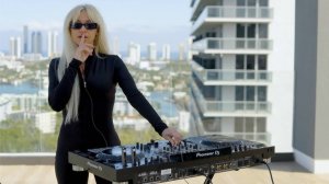 Mila Rubio | Live @ Florida ,  USA [ Techno ]  DJ Mix