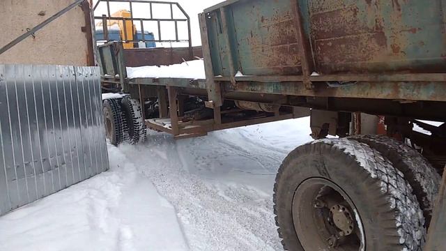Маз-5433 буксует \ Maz-5433 slips смотреть онлайн