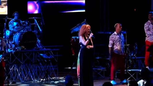 Rossella Ferrari e i Casanova - Mix Capitano/Mediterraneo смотреть онлайн