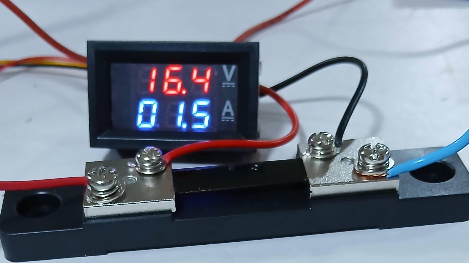 Цифровой вольтметр 100 V и амперметр 50 A из ОЗОНа. смотреть онлайн