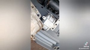 Заміна правої подушки двигуна Caddy 1.9 tdi