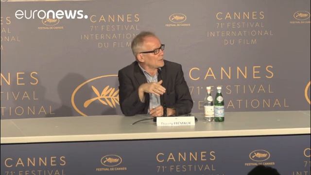 Cannes kann auch politisch смотреть онлайн