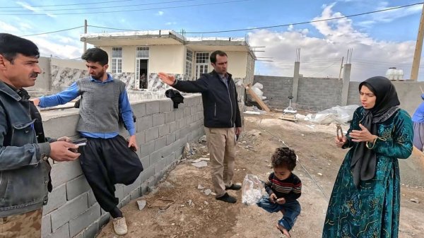 27.01.2025 Жизнь Тайбе и ее детей в горах Ирана. Тайбе решила построить бассейн