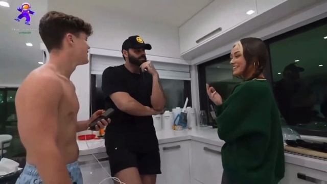 Jon Zherka Snipes Jack Doherty's Girl смотреть онлайн