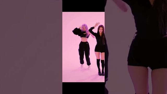 BLACKPİNK- 'How You Like That' Rosé Focused Camera. #howyoulikethat #rosé #focused #camera смотреть онлайн
