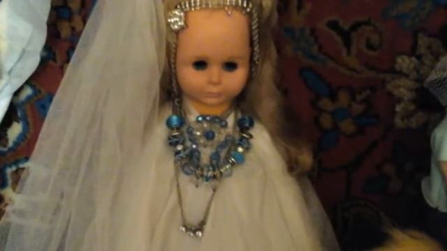 БЕЛЬЧОНОК БАРБИ ПОЁТ О СВОЕЙ ЛЮБВИ К КРАСОТКЕ МЭРИ смотреть онлайн