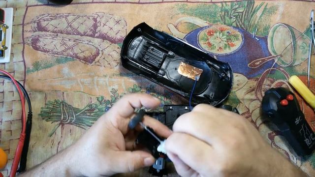 Ремонт дешевой радиоуправляемой машинки . смотреть онлайн