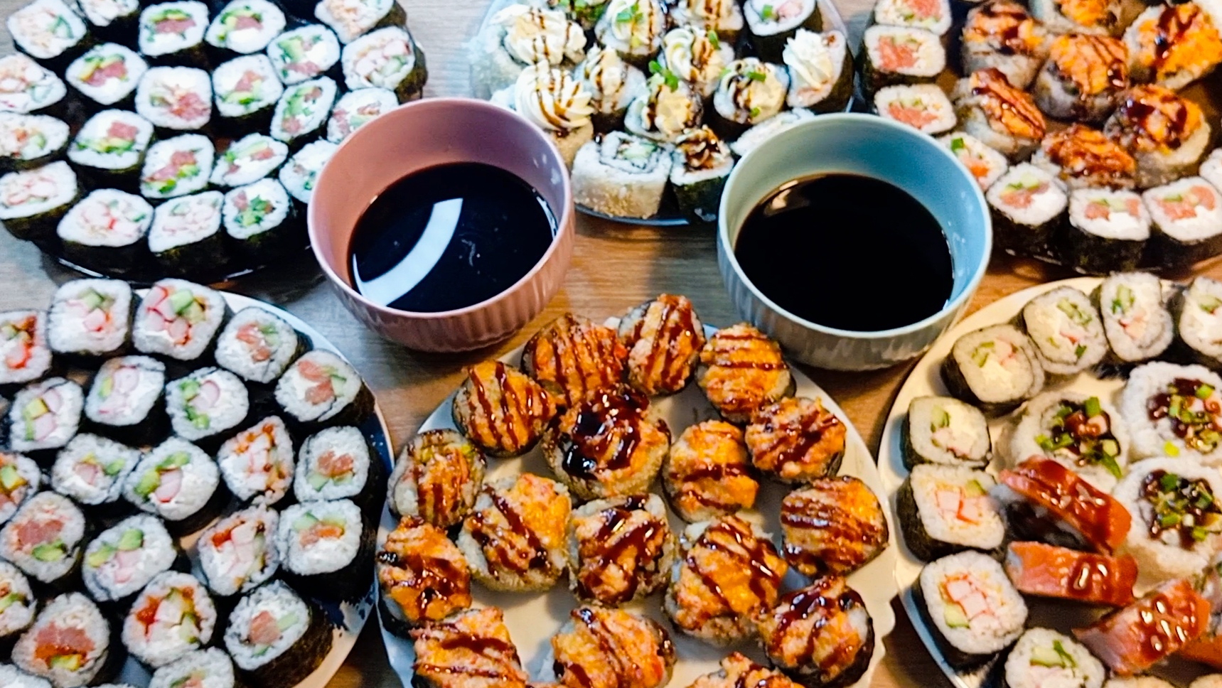 Роллы - фантастика 🍣🍣! Это просто разрыв...🤯🤯! Роллы получились в 100 раз вкуснее чем покупные! смотреть онлайн