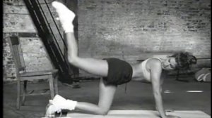 BETTER QUALITY! Cindy Crawford Shape Your Body (Workout #1)