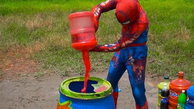 Big Toothpaste Eruption from Butterfly pit, Giant Coca Cola & Balloons Orbeez, Fanta vs Mentos смотреть онлайн