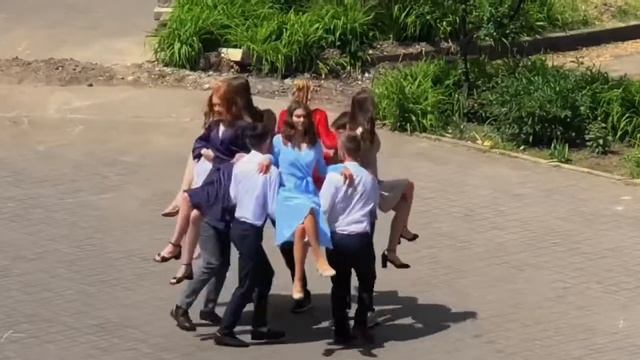 Выпускной вальс 11-А ❤️✨ смотреть онлайн