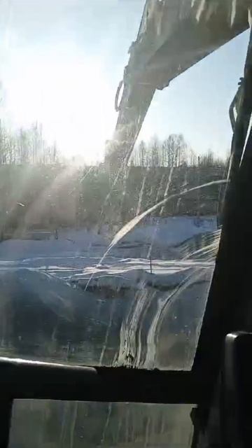 Изнутри экскаватора смотреть онлайн