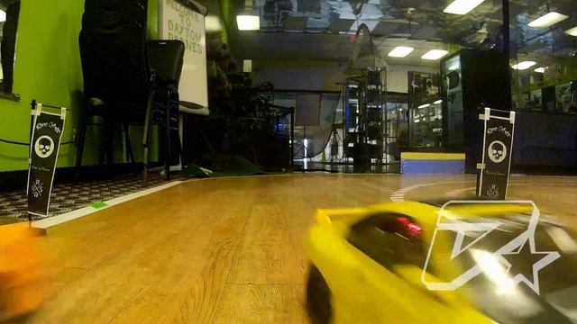 Yokomo YD-2 vs. D-Like RER Hybrid vs. Sakura D4 смотреть онлайн