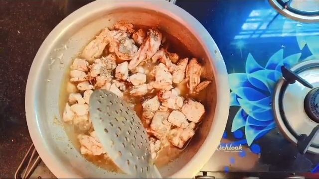 Chicken Pulao 😍 Masha allah Bohot tasty Bana 😋 смотреть онлайн