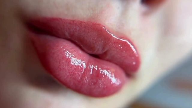 Lip Blush смотреть онлайн