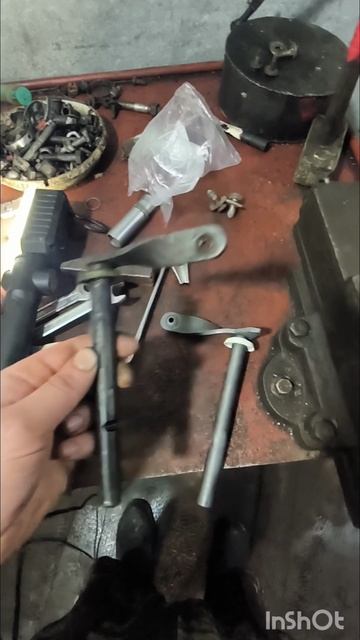 Нексия недовыжим сцепления, погнута вилка. смотреть онлайн