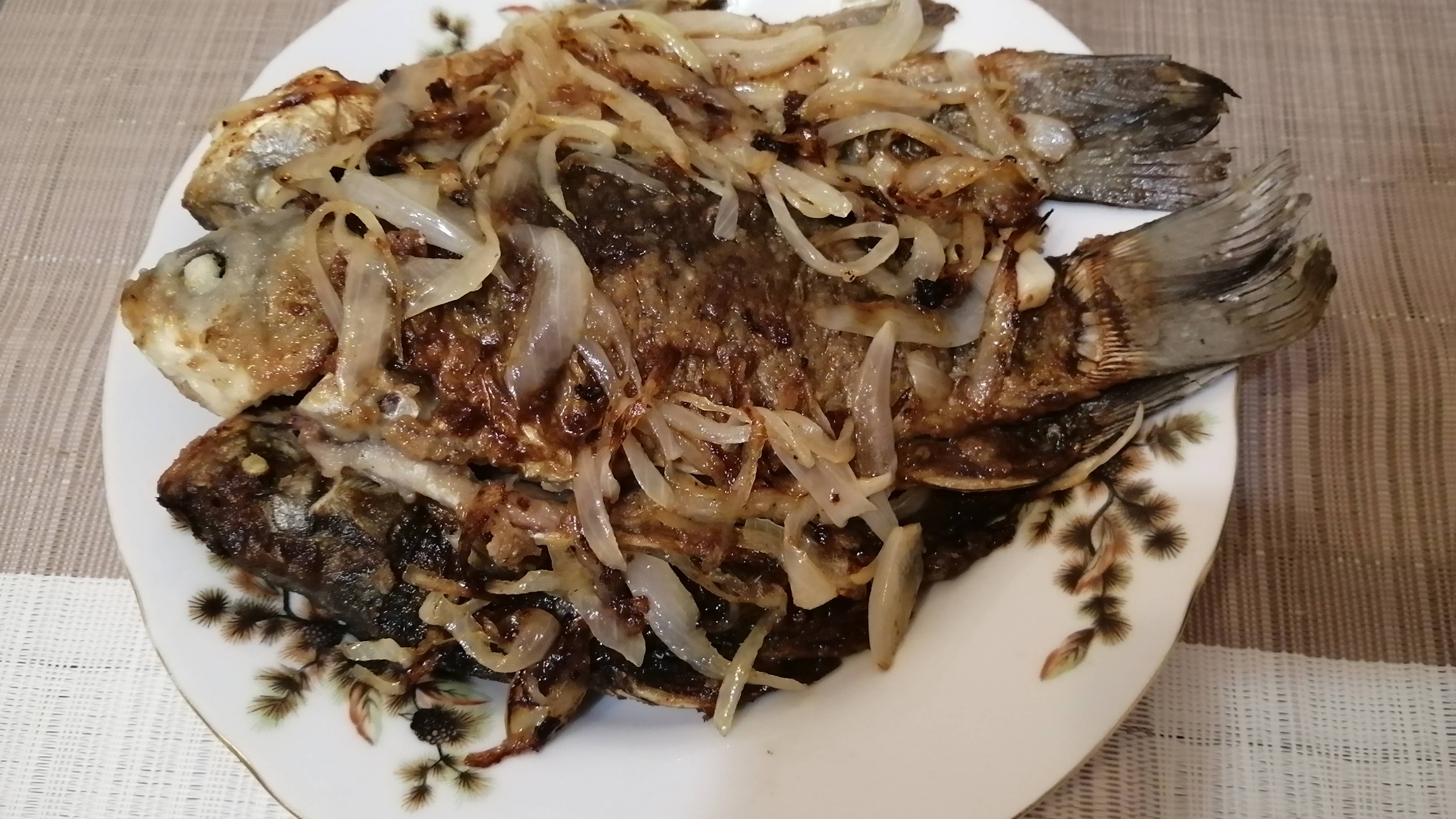 Как Вкусно пожарить рыбу с Хрустящей Корочкой на сковороде смотреть онлайн