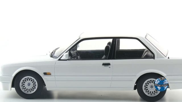 Modelissimo: KK-Scale BMW 320iS E30 Italo M3 1989 white 1/18 смотреть онлайн