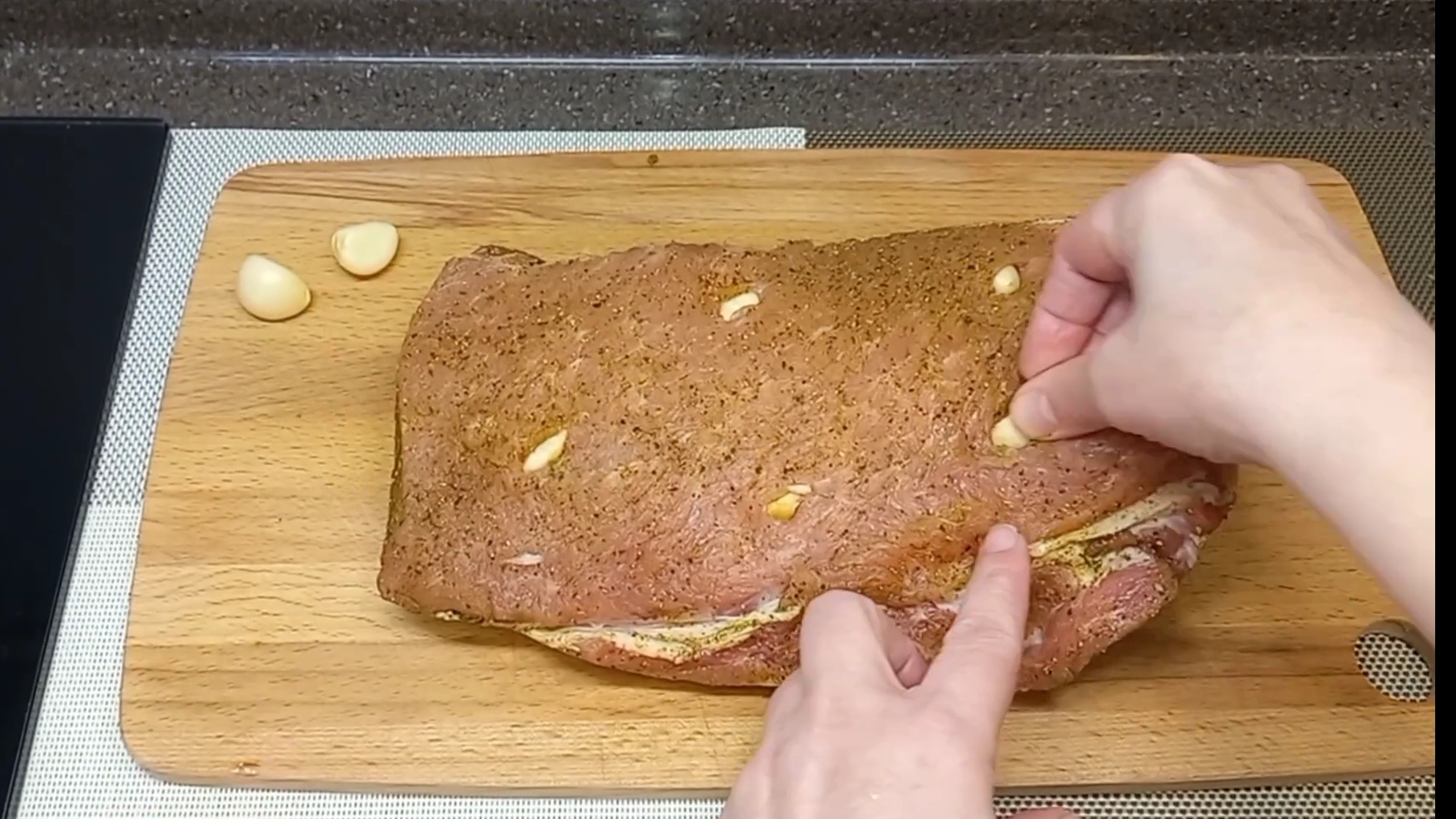 СВИНИНА Сочное мясо в Духовке Это действительно Царское угощение! смотреть онлайн