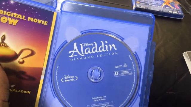 BLU-RAY UNBOXING - Disney's Aladdin: Diamond Edition (Blu-ray/DVD) (Lenticular Packaging) смотреть онлайн