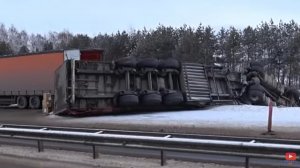 ЛАЙХФАК НА ЛУКОИЛЕ ПРИ ЗАПРАВКЕ ДВУХ БАКОВ. ВСТЕТИЛ МИШУ.
