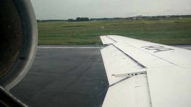 Takeoff from Izhevsk in an Izhavia Yak-42D смотреть онлайн