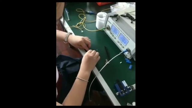 Cara Splicing manual dengan FO Splicing Mechanical Connector смотреть онлайн