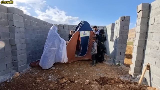 Police: Trying to arrest the unfaithful husband. The courage of a nomadic woman смотреть онлайн