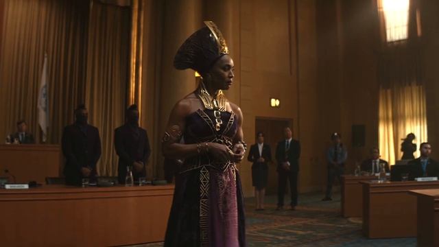 Marvel \-/ Queen Ramonda (Wakanda Forever) смотреть онлайн