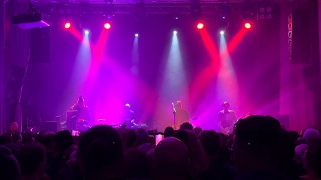 Clan of Xymox - Jasmine and Rose at Niebo (Warsaw, Poland 27.01.2024) 4K Stereo sound смотреть онлайн