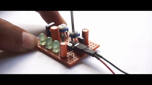 5 простых и интересных проектов с транзисторами. Видео со схемами. смотреть онлайн