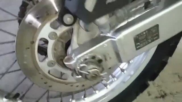 KAWASAKI KLX 250, 2003 год смотреть онлайн