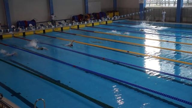 Первенство Казани по плаванию ноябрь 2013. Девушки 50m вольный стиль. смотреть онлайн