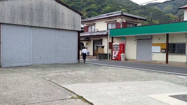 [四国車中泊#5]自作キャンピングカーでふたり旅。全てが揃った絶景のキャンプ場でう●こコーヒーとイカ調査に明け暮れる車中泊 смотреть онлайн