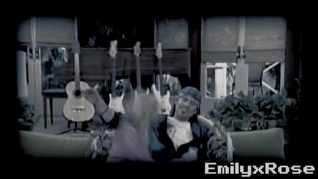 Miley/Lilly - You Oughta Know смотреть онлайн