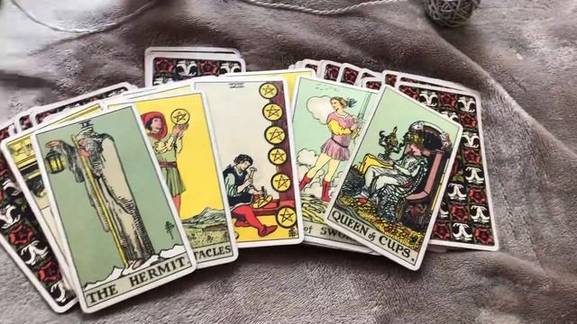 ЭНЕРГИИ ВЫХОДНЫХ #голосвселенной #таро смотреть онлайн