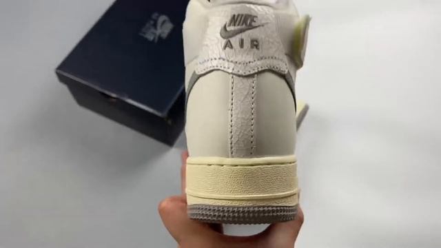 Nike Air Force 1 High Vintage Sail Medium Grey Light Bone Coconut Milk смотреть онлайн