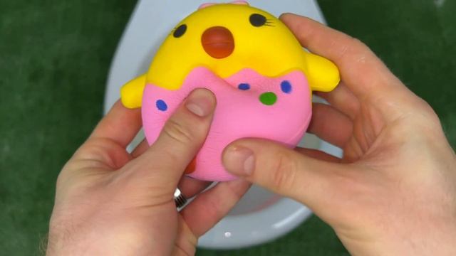 Two Watermelons vs Big Coca Cola, Monster, Fanta, Chupa Chups, Mtn Dew, Many Soft Drinks and Mentos смотреть онлайн