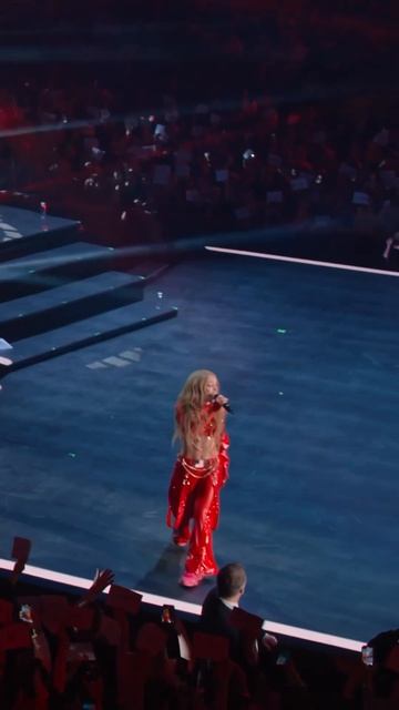 Помните свои первые эмоции после прослушивания этой песни ровно год назад? смотреть онлайн