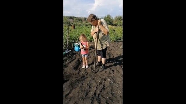 В огороде с Евой смотреть онлайн