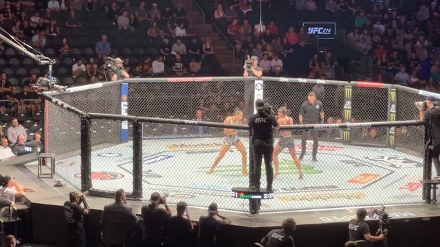 UFC 274 Tracy Cortez vs Melissa Gatto round 1 смотреть онлайн