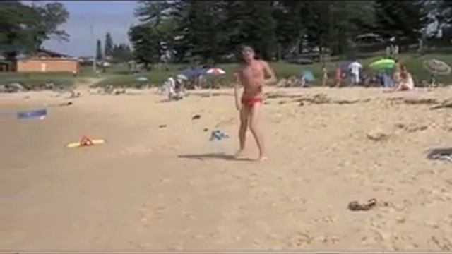 Speedo Boy, Beach Flash Mob смотреть онлайн