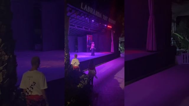Amazing Dancer I saw at Labranda TMT Bodrum смотреть онлайн